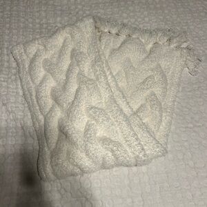 Barefoot Dreams Cozy Chic Scarf